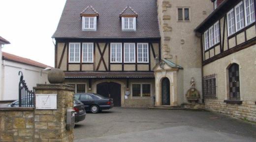Sanierung der Gaubenfenster bei Sekthaus